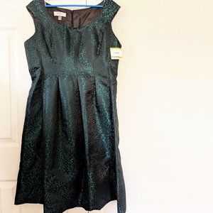 Kasper Dress NWT - Emerald/black brocade dress
